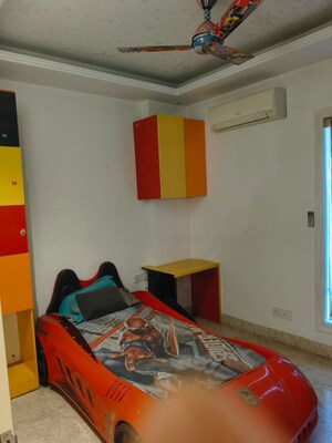 Bedroom in 2 BHK Builder Floor at Chittaranjan Park – for Rent