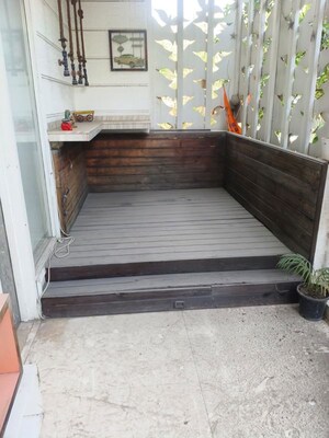 Balcony in 2 BHK Builder Floor at Chittaranjan Park – for Rent