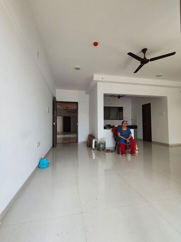 Building Lobby in 3 BHK Builder Floor at Amits Bloomfield, Ambegaon Budruk – for Rent