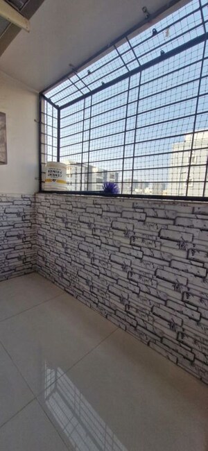 Room in 3 BHK Builder Floor at Kondapur – for Rent