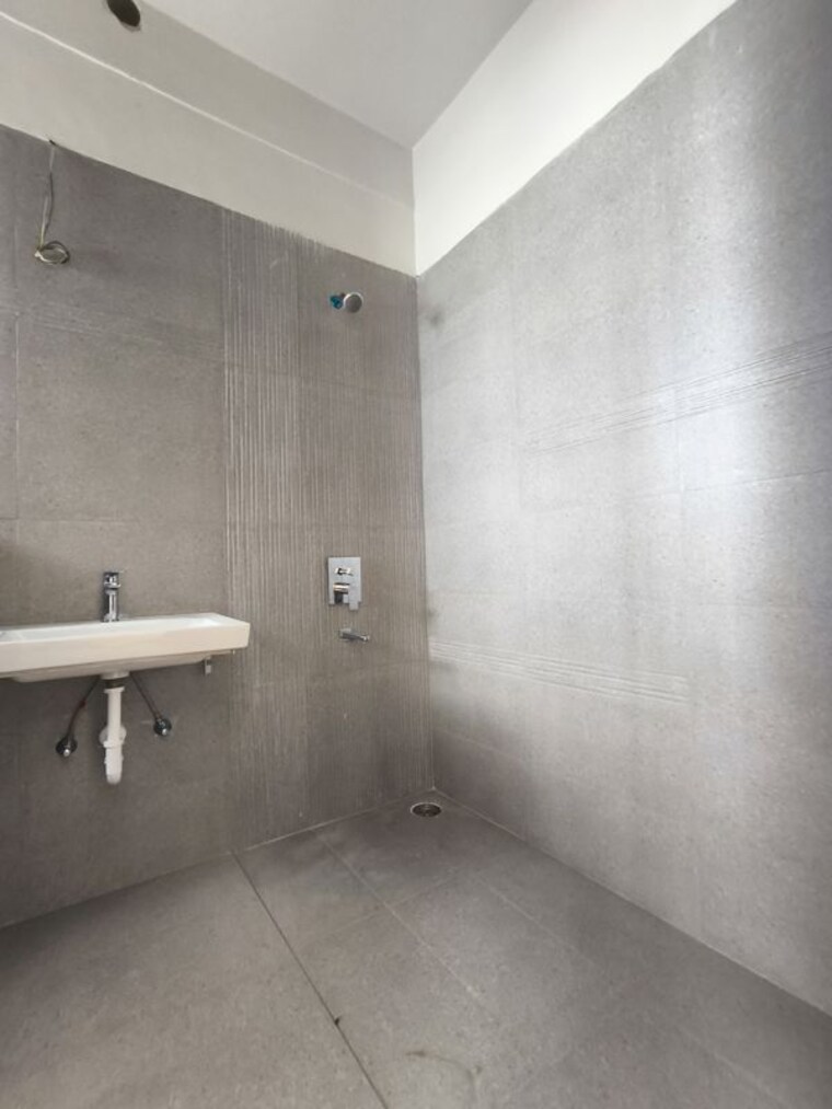 Bathroom, s-and-s-green-green-meadows-villa 4 Bedroom 3800 Sq.Ft. Villa In Narsingi Hyderabad 10028122