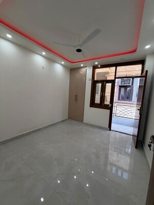 2 BHK Builder Floor For Rent in Paryavaran Complex