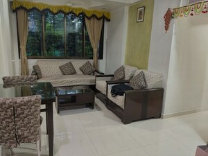 Master Bedroom in 3 BHK Apartment at Lalani Grandeur, Goregaon East – for Sale
