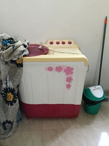 Furnished Amenities in 2 BHK Builder Floor at Neb Sarai – for Rent