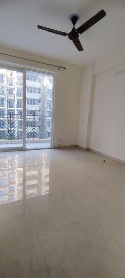2 BHK Builder Floor For Sale in Sector 102
