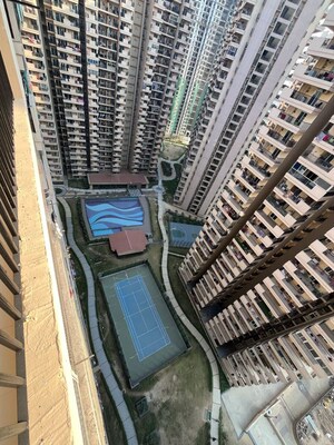 3 BHK Apartment For Sale in Gaur 14th Avenue High Street, Panchsheel Green