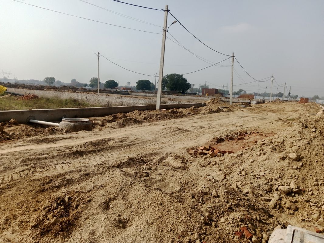 Plot For Sale in Saimari