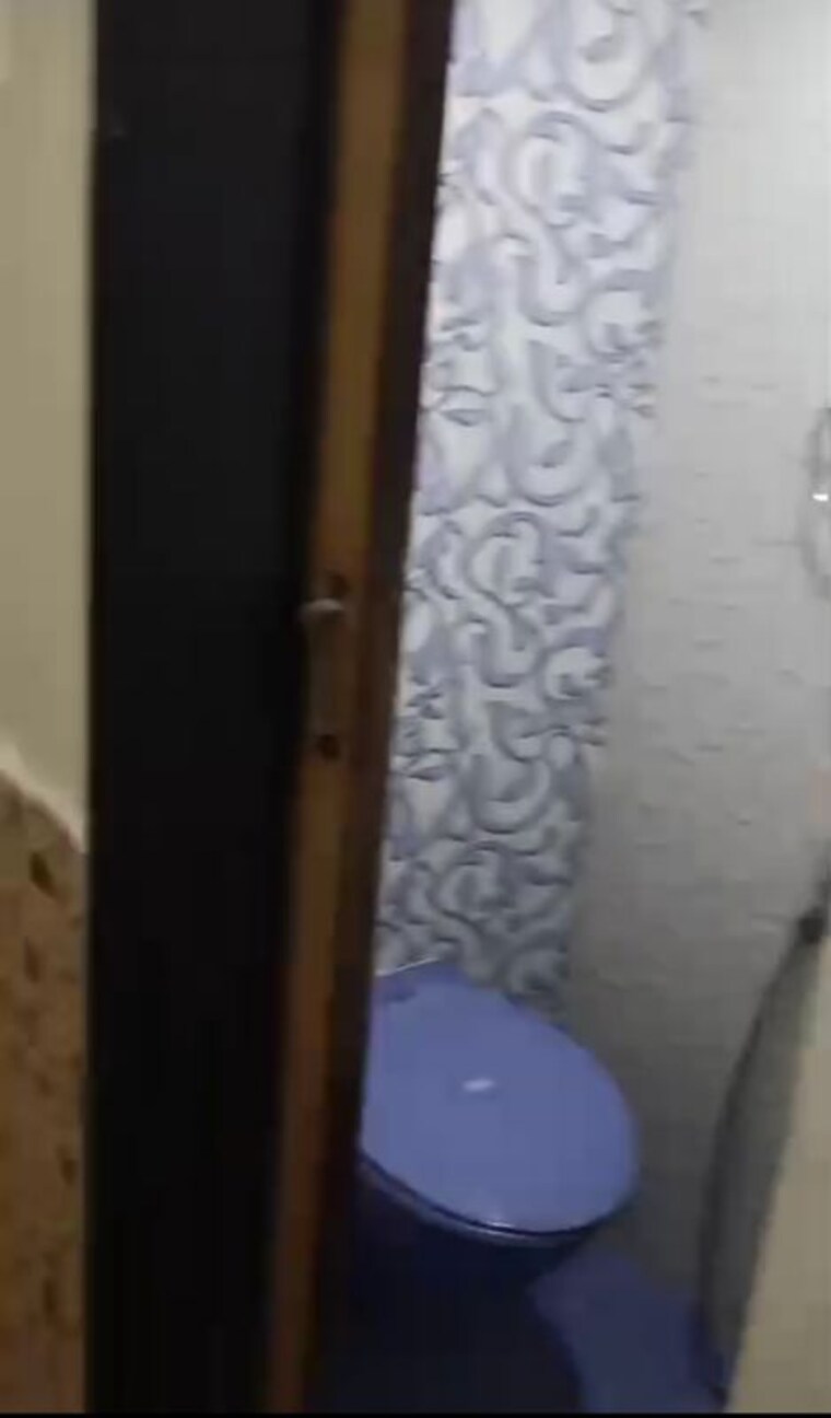 Bathroom, sagar-chs-borivalli-west 1 Bedroom 650 Sq.Ft. Apartment In Borivali West Mumbai 10028283