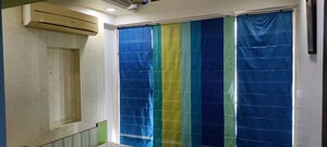 Room in 3 BHK Apartment at Thaltej – for Rent