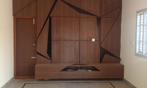 Furnished Amenities in 5 BHK Independent House at Vidyaranyapura – for Sale