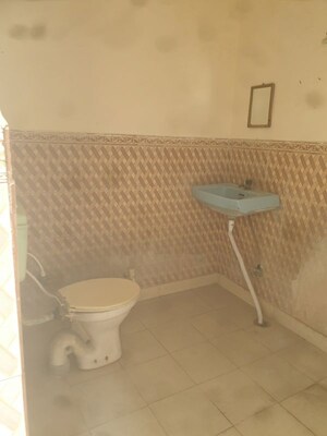 Bathroom in 2 BHK Independent House at Sector 16 – for Rent
