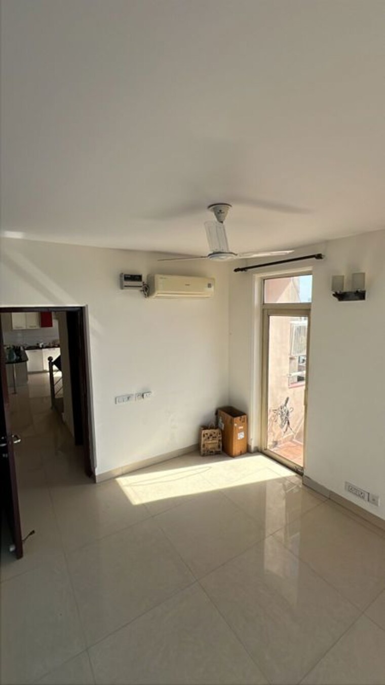 Kitchen, mapsko-royale-ville 3 Bedroom 1790 Sq.Ft. Apartment In Sector 82 Gurgaon 10028396