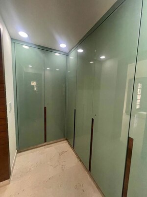 Building Lobby in 3 BHK Villa at Vipul Tatvam Villas, Sector 48 – for Rent