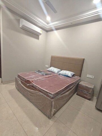 Bedroom in Studio Builder Floor at Sector 45 – for Rent