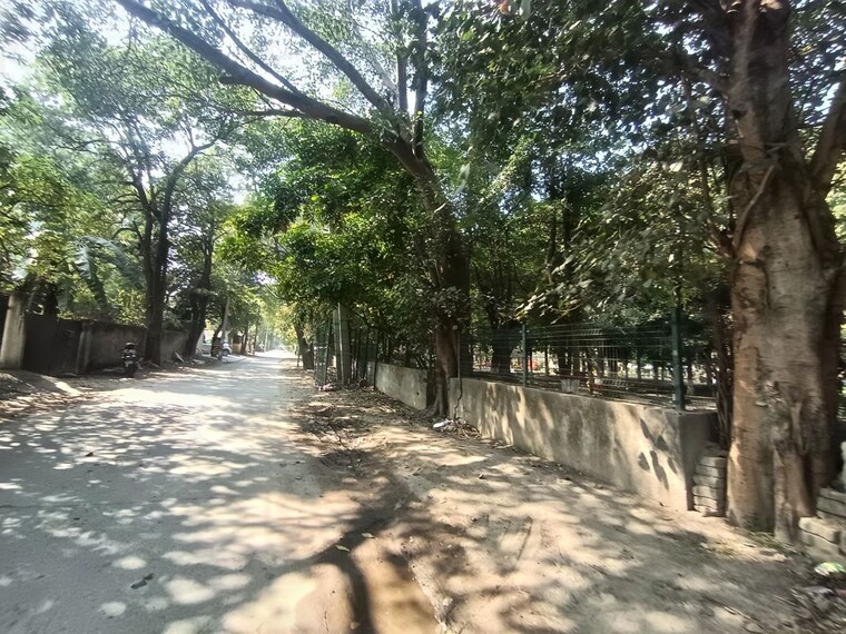 Exterior View, huda-market  750 Sq.Yd. Plot In Sector 31 Gurgaon 10028491