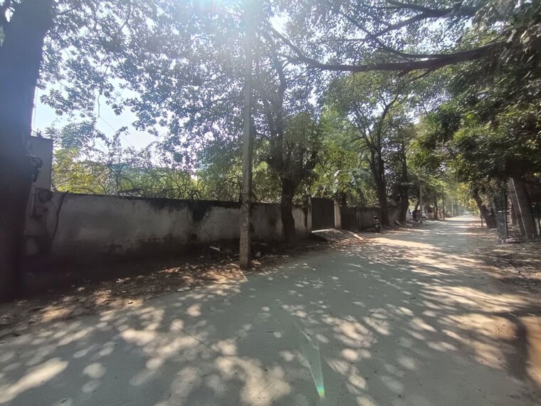 Exterior View, huda-market  750 Sq.Yd. Plot In Sector 31 Gurgaon 10028491