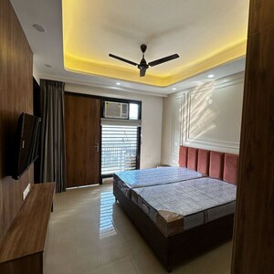 1 BHK Builder Floor For Rent in Sector 43