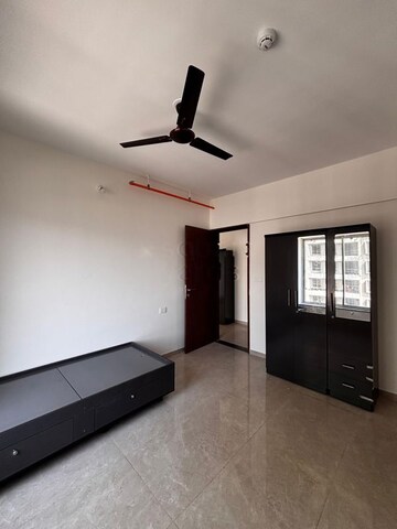 Room in 3 BHK Apartment at Vilas Javdekar Yashone Eternitee, Hinjewadi – for Rent