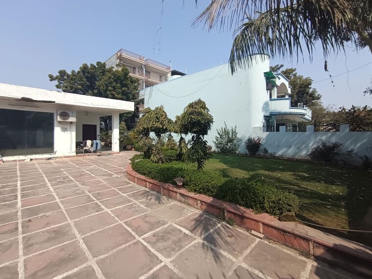 Exterior View, sector 15 ii  500 Sq.Yd. Plot In Sector 15 ii Gurgaon 10028521