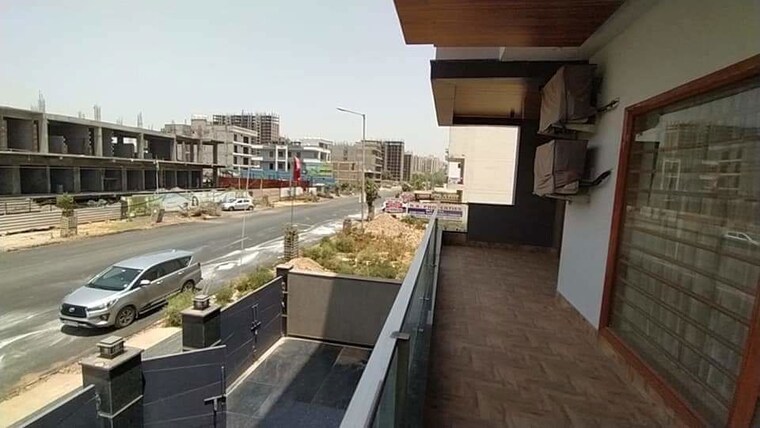 Kitchen, sector 85 4 Bedroom 350 Sq.Yd. Builder Floor In Sector 85 Faridabad 10024018
