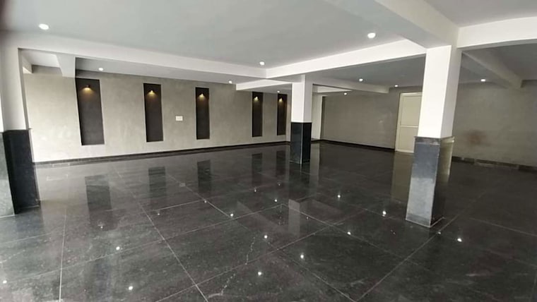  Parking, sector 85 4 Bedroom 350 Sq.Yd. Builder Floor In Sector 85 Faridabad 10024018