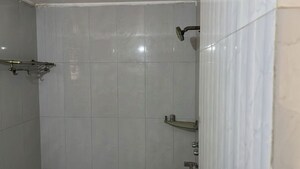Bathroom in 1 BHK Independent House at Gomti Nagar – for Rent