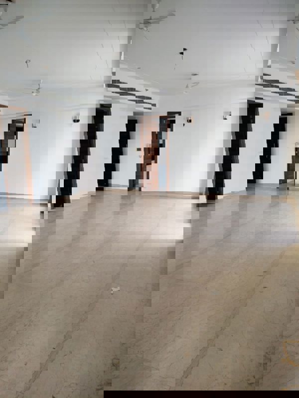 4 BHK + Pooja Room,Servant Room 2875 Sq.Ft. Apartment in M3M Latitude