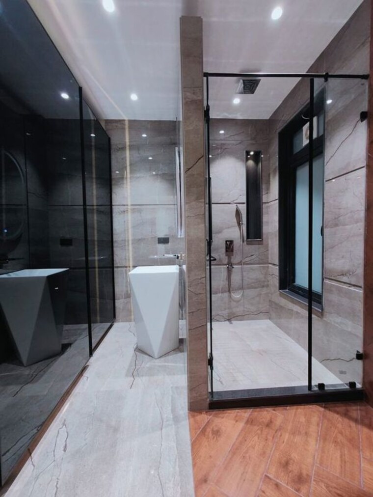 Bathroom, puri-aman-vilas 4 Bedroom 267 Sq.Yd. Builder Floor In Sector 89 Faridabad 9939662