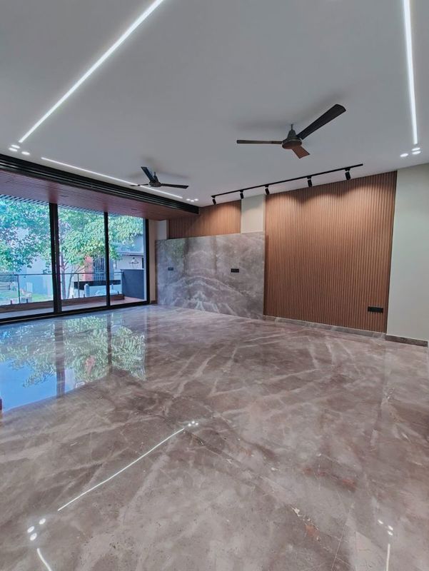 4 BHK + Pooja Room,Servant Room,Study Room Builder Floor For Sale in Puri Aman Vilas