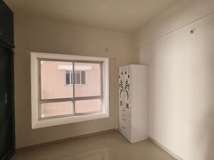 Room in 3 BHK Apartment at K Raheja Corp Vistas, Nacharam – for Rent