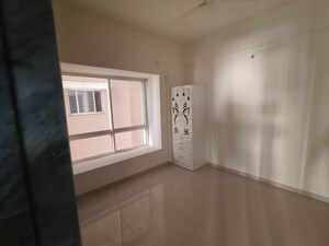 Room in 3 BHK Apartment at K Raheja Corp Vistas, Nacharam – for Rent