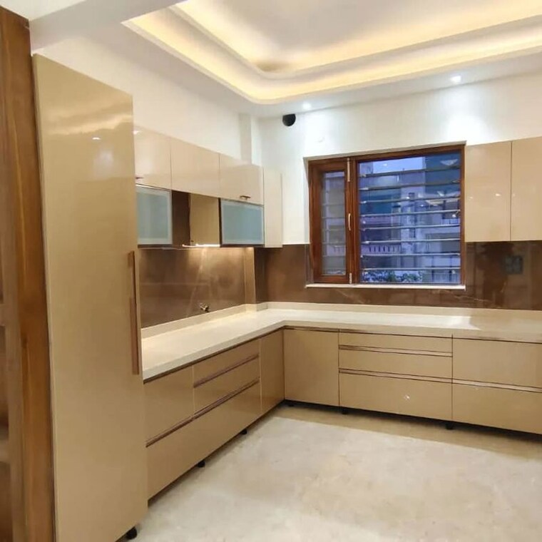 Kitchen, bptp-district-phase-2 3 Bedroom 145 Sq.Yd. Builder Floor In Sector 84 Faridabad 9939608