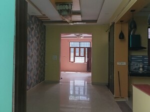 Room in 2 BHK Independent House at Gomti Nagar – for Rent