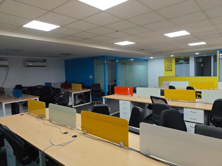 Team Area, sector 65 Commercial Office Space 2600 Sq.Ft. In Sector 65 Noida 10028536