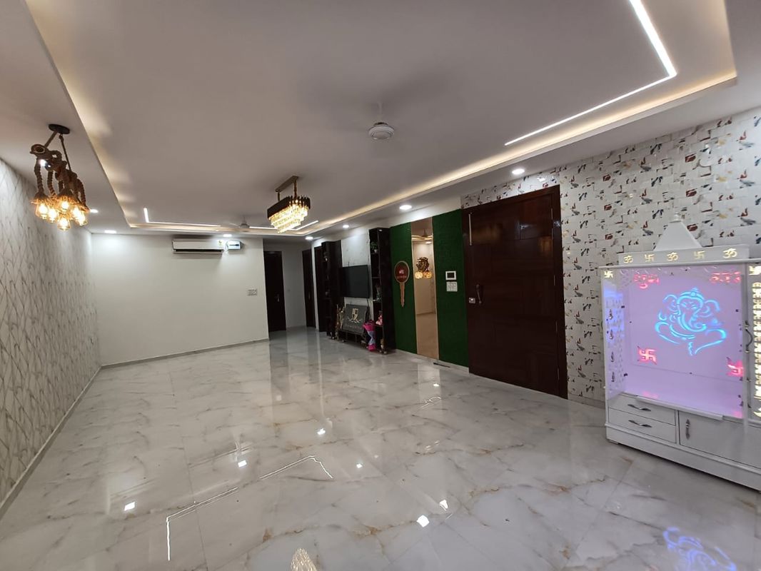 3 BHK + Pooja Room,Servant Room,Study Room Builder Floor For Sale in Puri Kohinoor