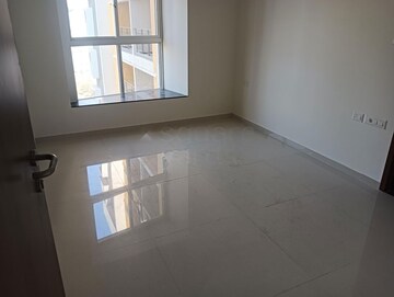 Room in 3 BHK Apartment at Pride Purple Park Titan, Hinjewadi – for Rent