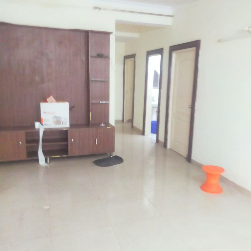2 BHK + Study Room Apartment For Rent in River View Arcade