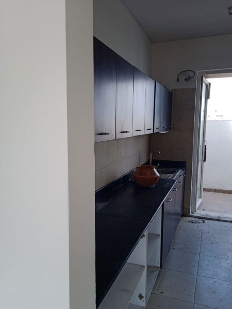 Kitchen, puri-the-pranayam 3 Bedroom 1857 Sq.Ft. Apartment In Sector 82 Faridabad 10028529