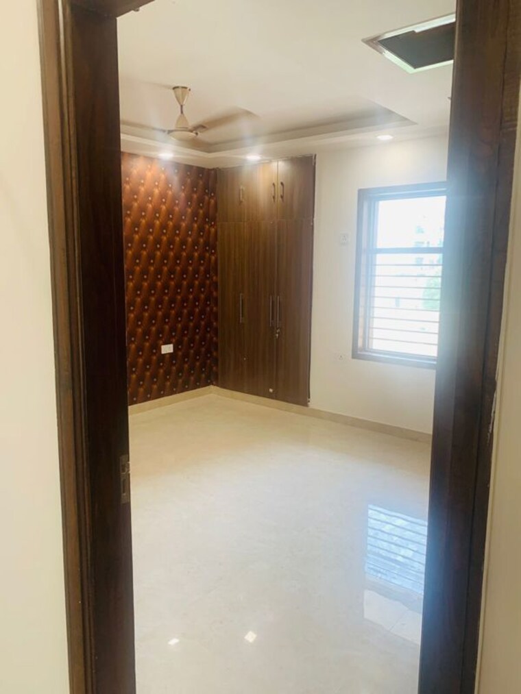 Room, bp-homes 4 Bedroom 250 Sq.Yd. Builder Floor In Sector 85 Faridabad 9915996