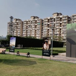 3 BHK Apartment For Sale in Breez Flora Avenue 33