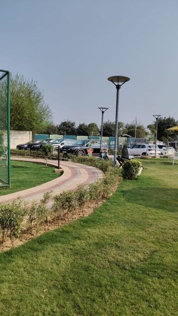 Master Bedroom in 3 BHK Apartment at Central Park Flower Valley, Sohna Sector 33 – for Sale