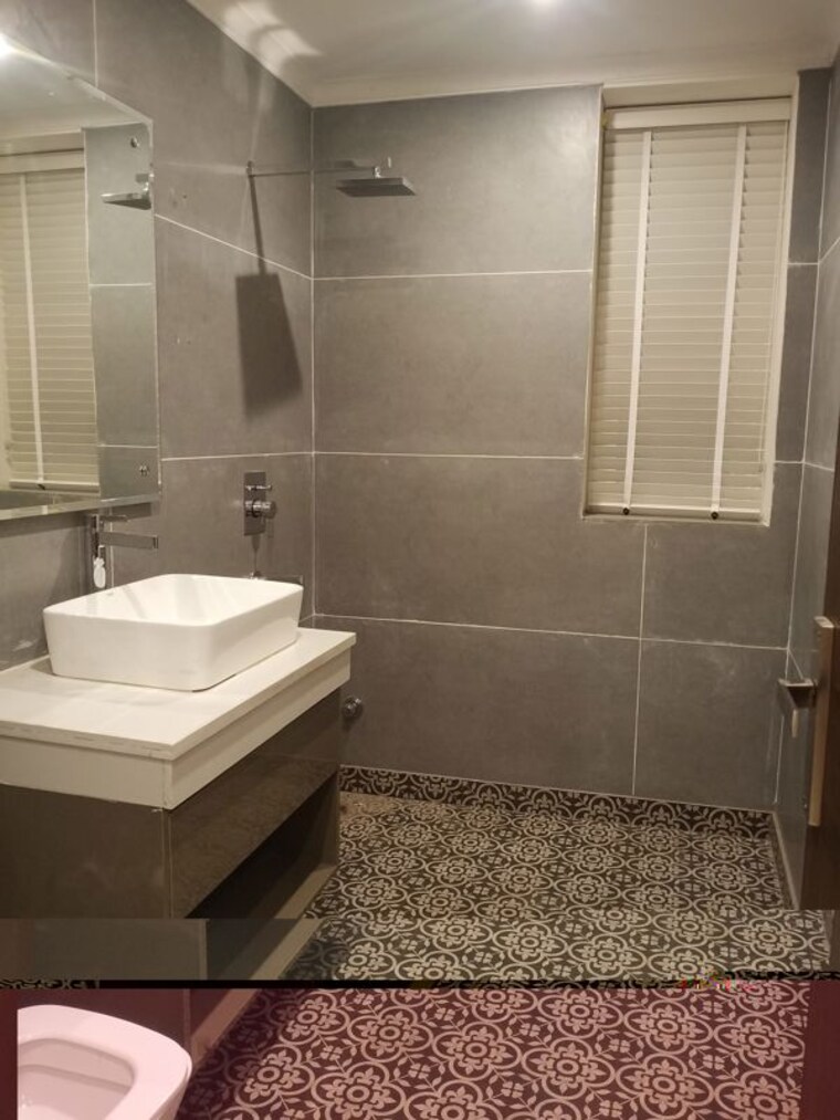 Bathroom, fidato-honour-homes 3 Bedroom 179 Sq.Yd. Builder Floor In Sector 89 Faridabad 9913302