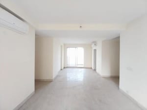 Room in 3 BHK Apartment at Bestech Park View Sanskruti, Sector 92 – for Sale