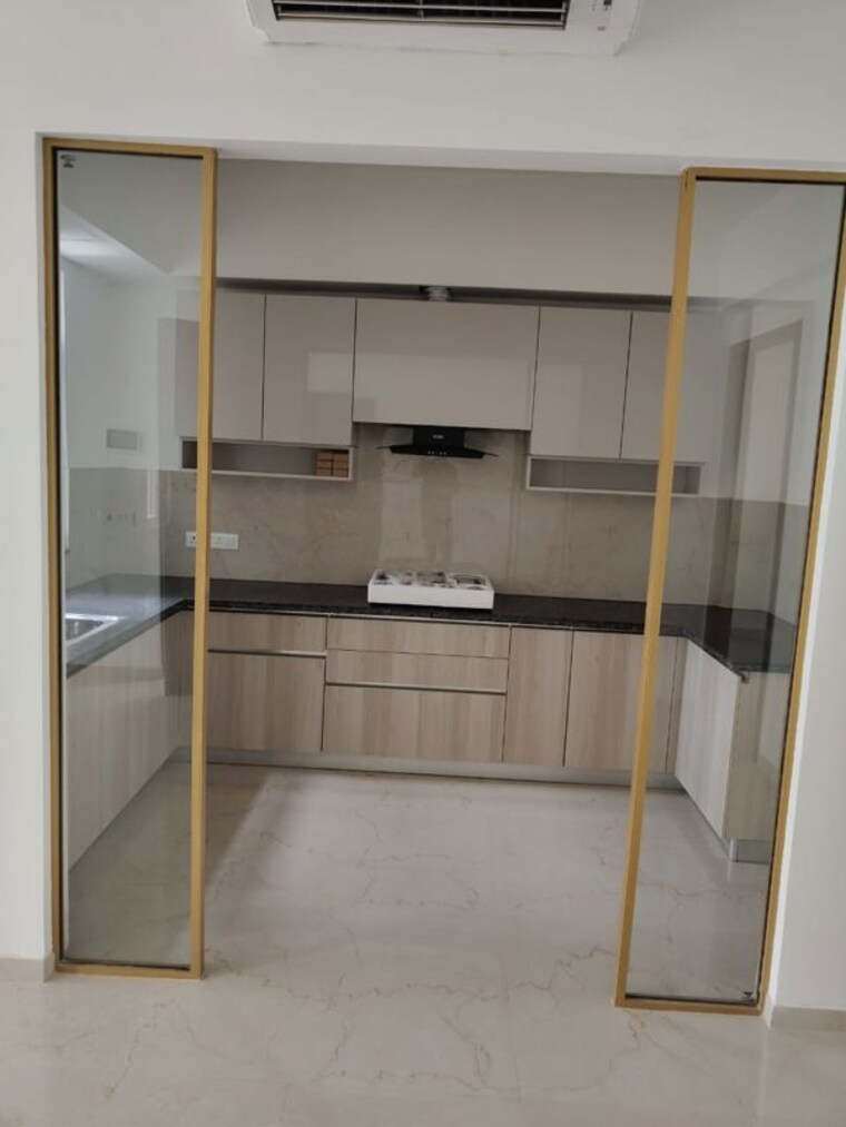 Kitchen, smart-world-orchard 2.5 Bedroom 1180 Sq.Ft. Apartment In Sector 61 Gurgaon 10028583