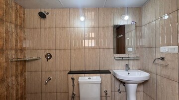 Attached Bathroom in 3 BHK Apartment at Prestige Finsbury Park Regent, Bagaluru – for Rent