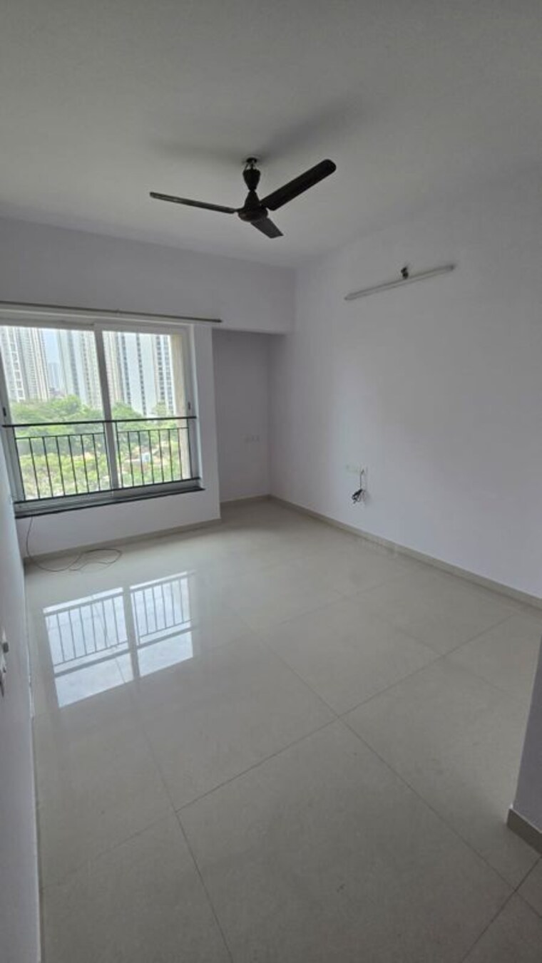 Room, rustomjee-urbania-azziano 3 Bedroom 990 Sq.Ft. Apartment In Thane West Thane 10028595