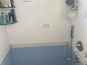 Bathroom in 2 BHK Apartment at Sanjona Gulmarg Towers, Chembur – for Sale