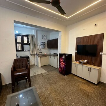 Living Room in 1 BHK Builder Floor at Sector 45 – for Rent