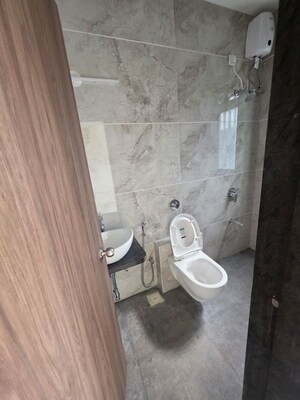 Bathroom in 2.5 BHK Apartment at Sidhivinayak Flora, Chembur – for Sale