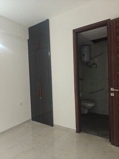 2 BHK + Servant Room Apartment For Sale in Smart World Gems